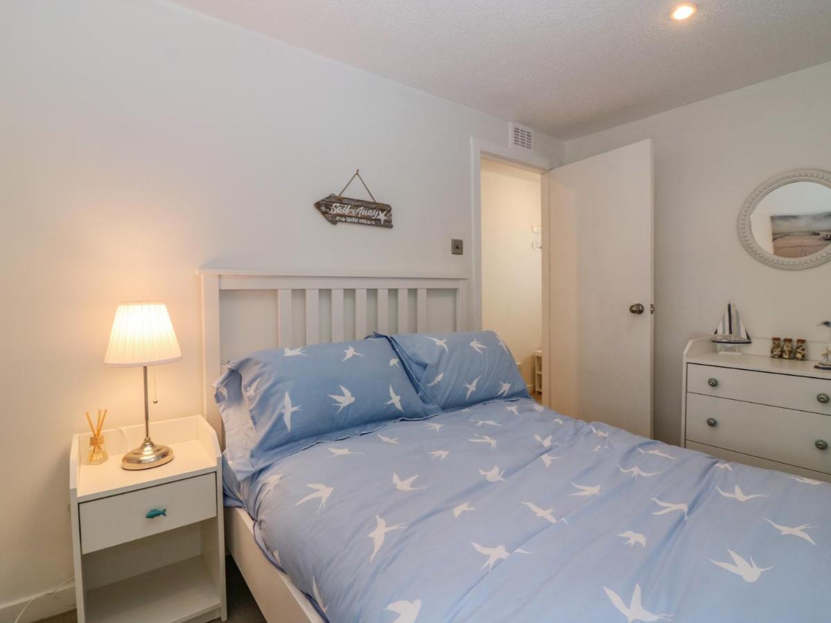 The Wee Hideaway Apartment คูพาร์ ภายนอก รูปภาพ